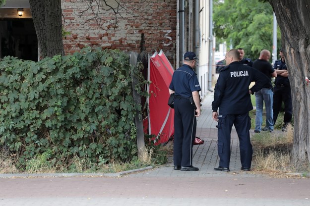 Do zabójstwa 43-latki doszło w piątek przy ul. Łąkocińskiej w Warszawie / 	Jakub Kamiński    /PAP