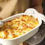 zapiekanka Do zapiekanek używam tylko tego greckiego sera. Parmezan może się schować