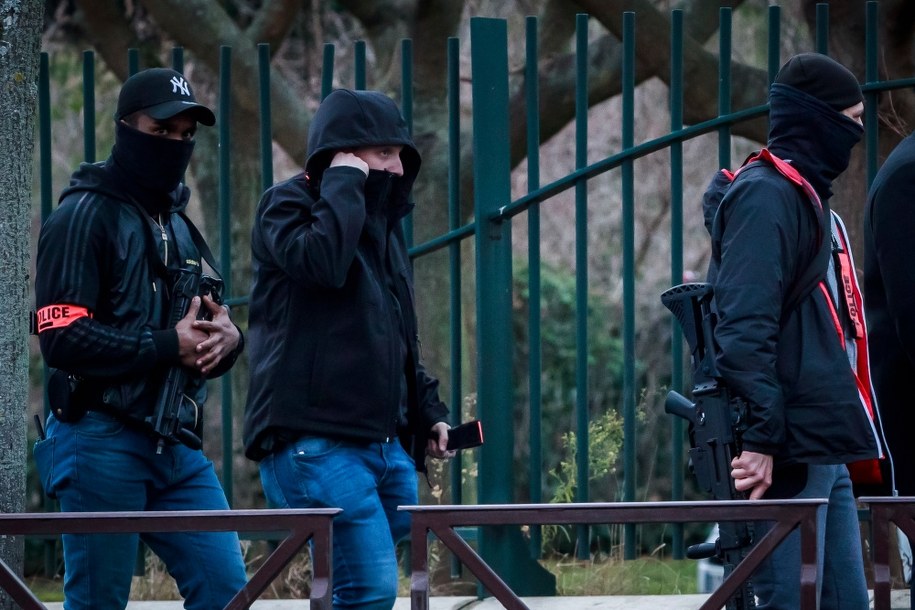 Do zdarzenia doszło dwa dni po ataku nożownika pod Paryżem /CHRISTOPHE PETIT TESSON /PAP/EPA