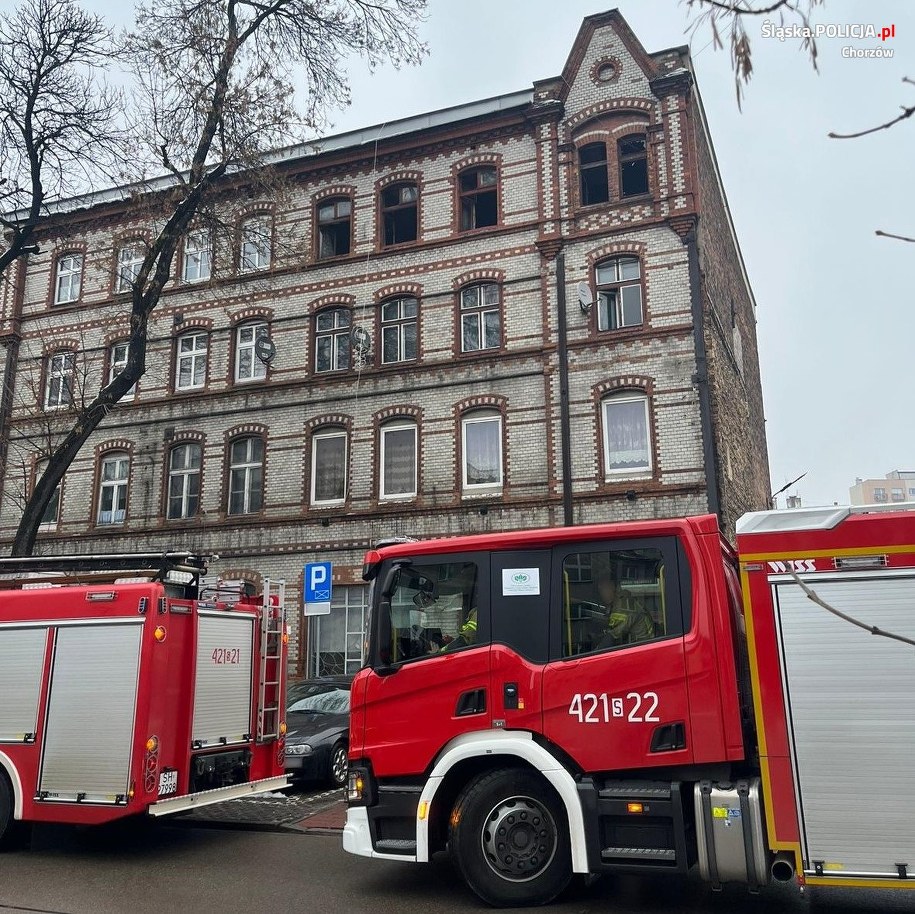 Do zdarzenia doszło w jednej z kamienic przy ulicy 11 Listopada w Chorzowie /KMP Chorzów /