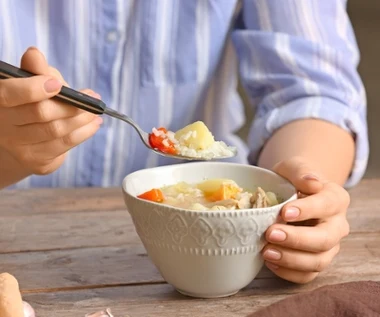 Dobra dla żołądka i jelit, pomaga oczyścić organizm. Dieta lekkostrawna jest smaczniejsza niż sądzisz