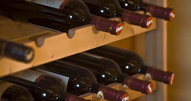 Dobre bordoskie wino ma okres starzenia sięgający nawet kilkudziesięciu lat /&copy; Panthermedia