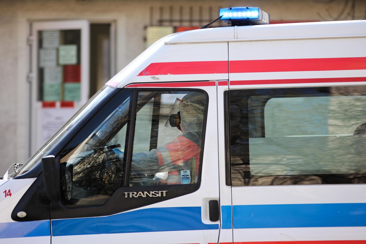 Dobre informacje z pogotowia ratunkowego w Warszawie. Tylko u jednej z 82 osób potwierdzono koronawirusa