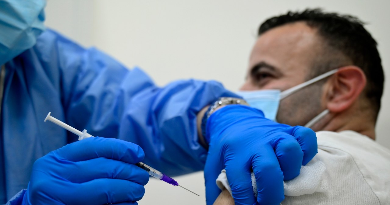 Dobre wieści z Izraela. Po szczepieniach spadek liczby zachorowań na Covid-19 o 94 proc.