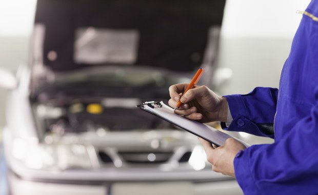 Dobrowolne odejścia z Powertrain. Ponad 500 chętnych pracowników