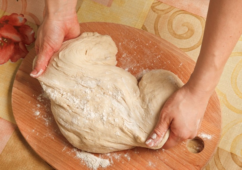 Dobry zakwas jest podstawą każdego tradycyjnego ciasta chlebowego /123RF/PICSEL
