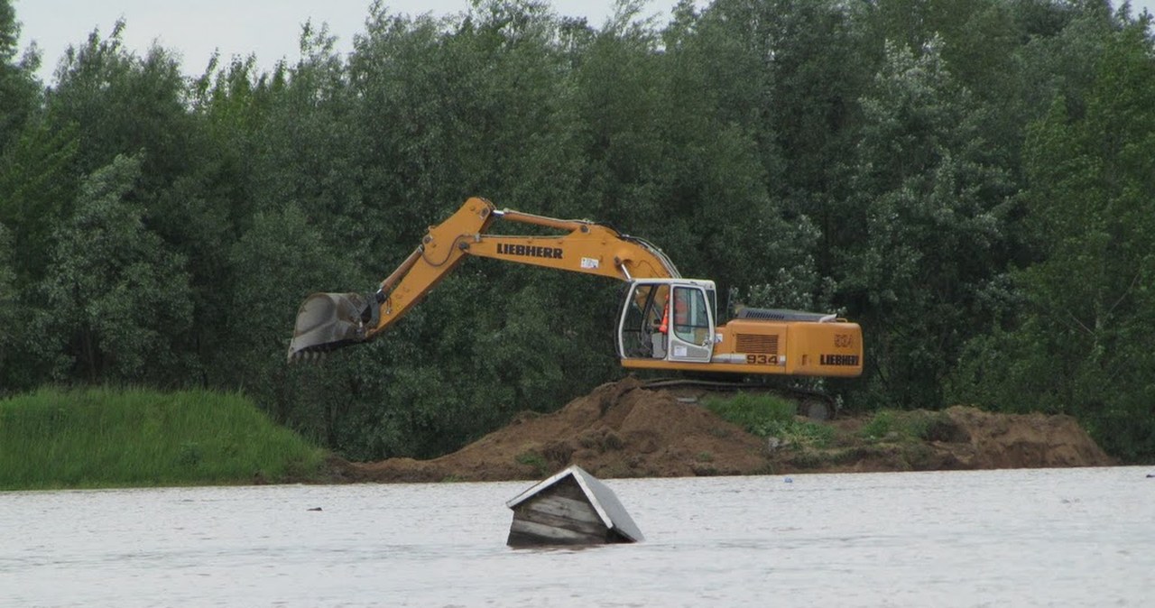 Dobrzyków walczy z powodzią