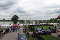 Dobrzyków: Wysadzenie wałów nie przyniosło spodziewanych efektów