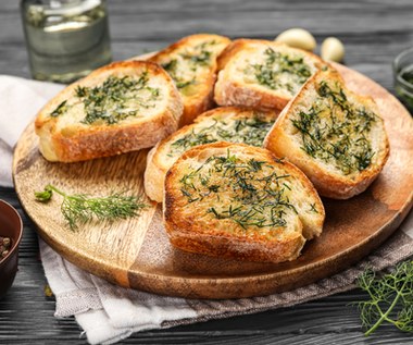 Dodaj do czerstwego pieczywa. Będzie smakować wybornie