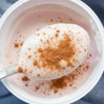 Dodaj do jogurtu naturalnego. Prosty sposób na stabilny cukier i szybsze odchudzanie