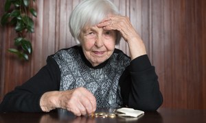 Dodatek do emerytury po 65. roku życia. Te osoby dostaną więcej pieniędzy 