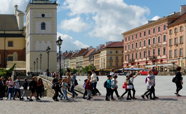 Dodatkowa zapłata dla nauczycieli za wycieczki szkolne? MEN rozwiewa wątpliwości