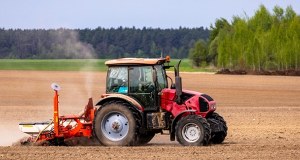 Dodatkowe dopłaty do paliwa dla rolników? Minister rozwiewa wątpliwości