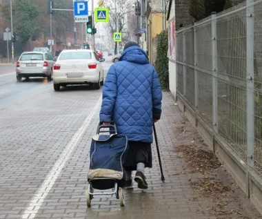 Dodatkowe pieniądze dla emerytów w 2025 r. Kilka tysięcy złotych więcej