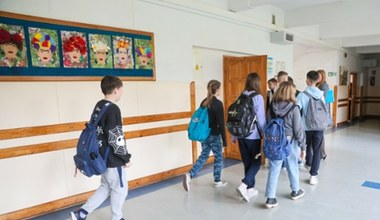 Dodatkowe pieniądze dla uczniów. Można dostać 2500 zł, trzeba się spieszyć