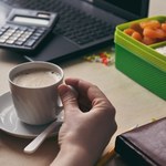 Dodatkowe płatne przerwy w pracy. Kiedy szef musi ich udzielić?