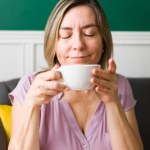 Dodawaj do mleka i pij wieczorem. Wycisza, ułatwia zasypianie, pomaga przespać noc