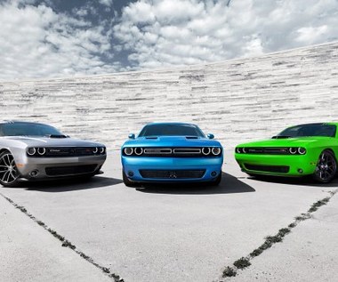 Dodge Challenger - retrolifting