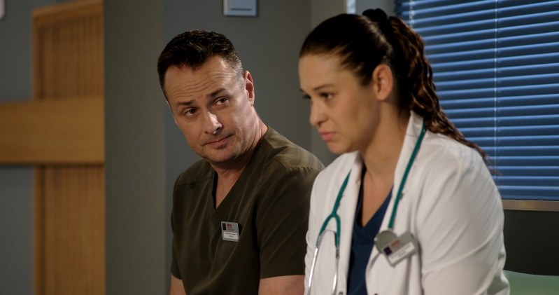 Doktor Kaczorowska (Anna Szymańczyk) straci Alesia (Paweł Małaszyński)? /Źródło: AIM