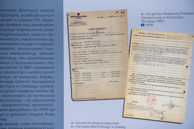 Dokumenty prezentowane na wystawie /Wojtek Jargiło /PAP