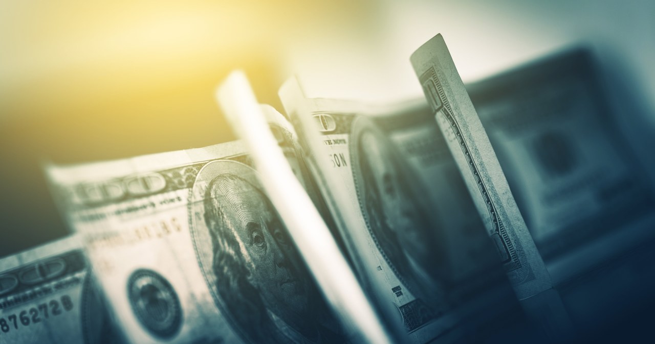 Dolar kosztuje obecnie 3,77 zł /123RF/PICSEL