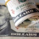 kurs euro Dolar lekko w górę. Inwestorzy poznają plany kandydata na nowego szefa Fed