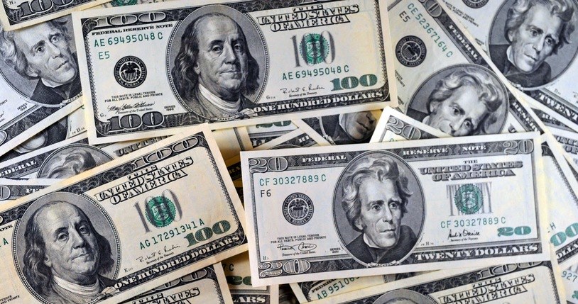 Dolar może się jeszcze osłabić /123RF/PICSEL