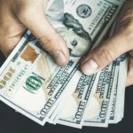 Dolar podrożał. Sceptycy mówią, że tylko na chwilę