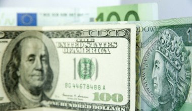 Dolar powoli zyskuje. Inwestorzy spoglądają na relacje USA-Chiny