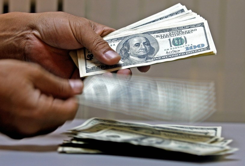 Dolar wyjątkowo słaby w listopadzie /AFP
