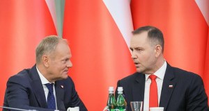 "Doliczyć do rachunku Niemcom". Nawrocki naciska rząd ws. kontrowersyjnej aukcji