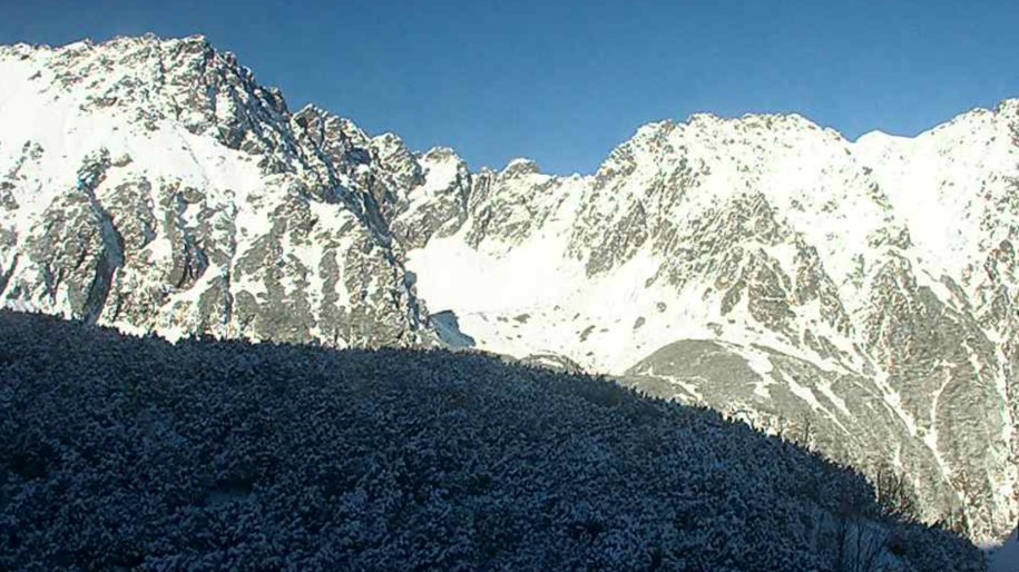 Dolina Pięciu Stawów, widok z kamer TOPR we wtorkowy poranek /RMF FM