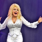 Dolly Parton odwołuje koncerty. Siostra błaga fanów: Módlcie się za nią