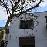 Dolnośląskie: Przez wiatr zawalił się budynek gospodarczy