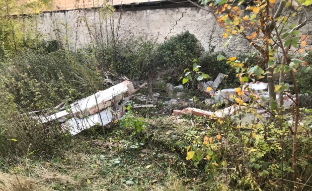 Dolny Śląsk: 7-latek przygnieciony przez ścianę budynku. Jest w ciężkim stanie