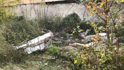 Dolny Śląsk: 7-latek przygnieciony przez ścianę budynku. Jest w ciężkim stanie