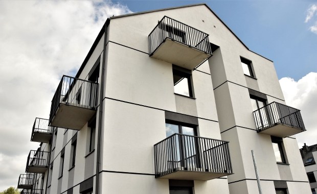 „Dom dla absolwenta”. Szczecin sfinansuje połowę wkładu własnego na TBS