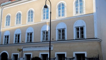 Dom rodzinny Hitlera nie zostanie zburzony, ale przebudowany