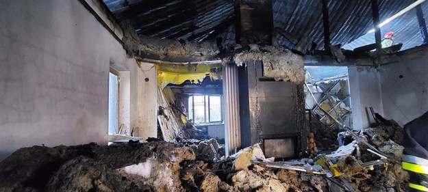 Dom strażaka zniszczony w pożarze /OSP Korytów /