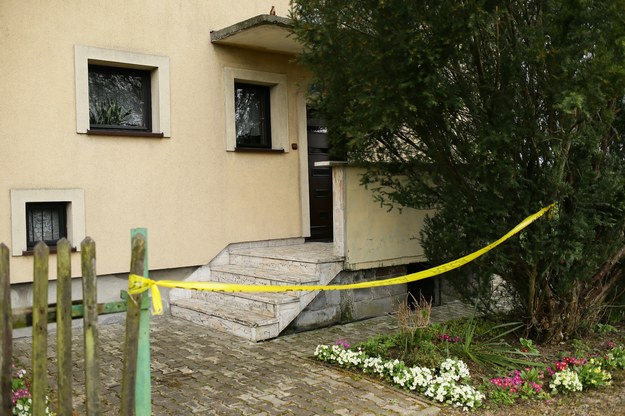 Dom w Spytkowicach, w którym odnaleziono ciała dwóch kobiet /Jarek Praszkiewicz /PAP
