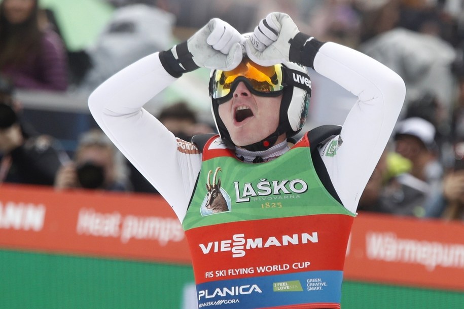 Domen Prevc /ANTONIO BAT /PAP/EPA