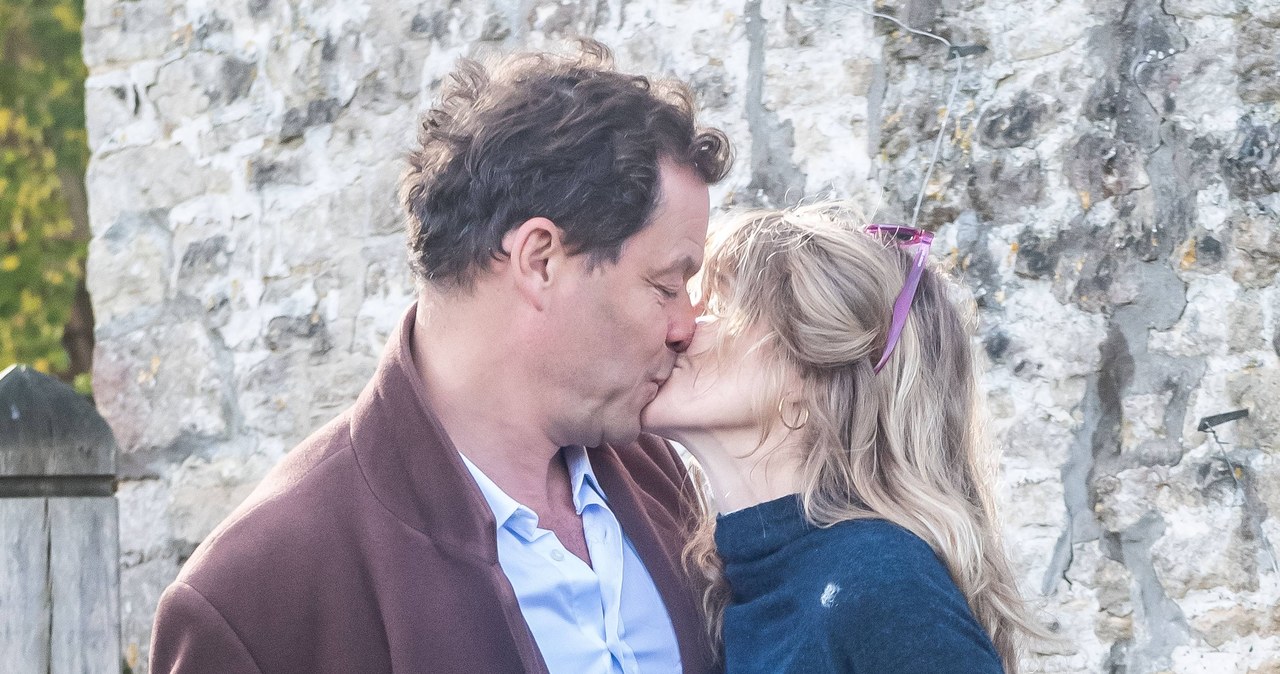 Dominic West z żoną Catherine FitzGerald podczas spotkania z dziennikarzami w październiku 2020 roku / MEGA / Contributor /Getty Images