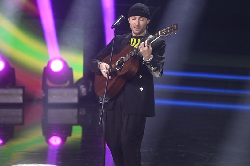 Dominik Dudek zaśpiewał "Be good" /Jacek Kurnikowski /AKPA