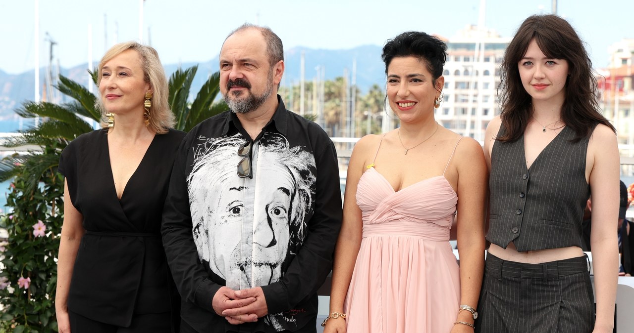 Dominika Bednarczyk, Arkadiusz Jakubik, Or Sinai i Katarzyna Łubik w Cannes /Tristan Fewings / Stringer /Getty Images