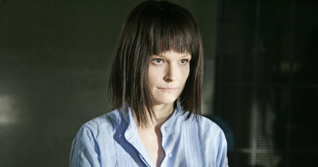 Dominika Ostałowska była już brunetką w serialu "Regina" /Kurkowska /AKPA