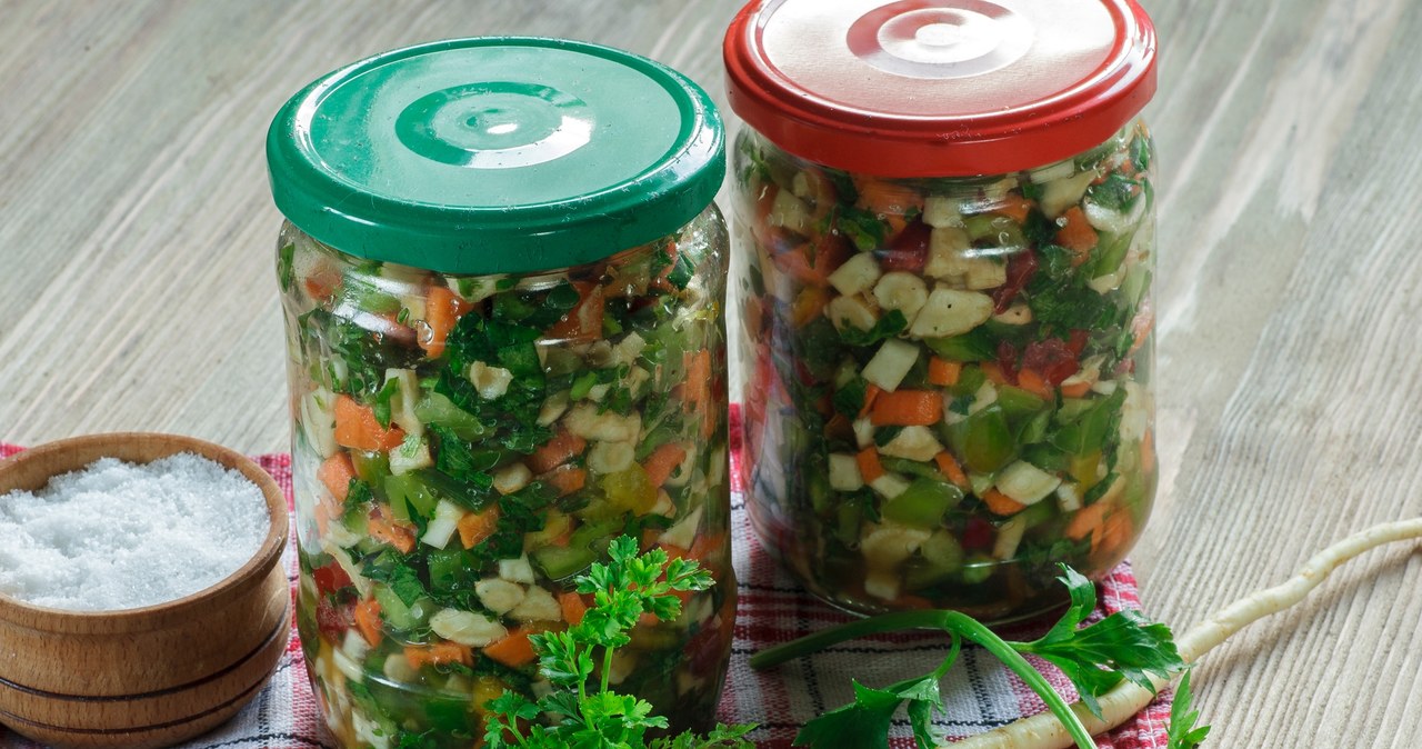 Domowa jarzynka poprawi smak, każdej zupy /igorartmd /123RF/PICSEL