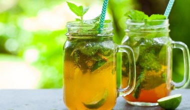 Domowa lemoniada lepsza niż z kawiarni. Nawodni i orzeźwi w ciepłe dni 