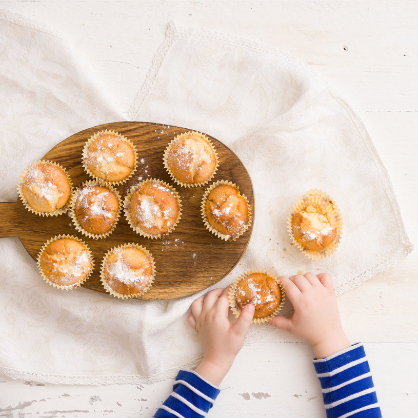 Domowe muffinki przygotujesz w mniej, niż godzinę /123RF/PICSEL