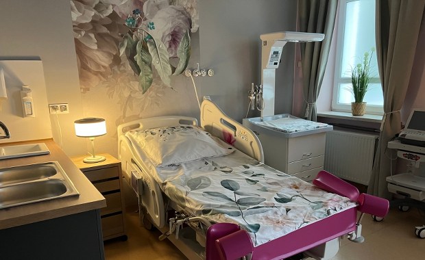 „Domówka na porodówce”. W Sosnowcu stworzono niezwykły oddział szpitalny