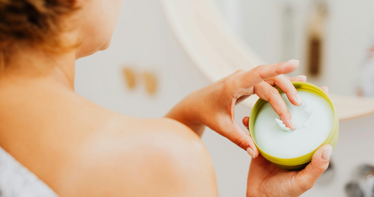 Domowy balsam do ciała z kawą i masłem shea /Karola G /pexels.com